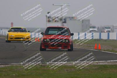 media/Jan-18-2026-CalClub SCCA (Sun) [[8bc6468723]]/Group 3 Race/Turn 1/